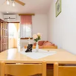 Gemuetliche Branko 2 By Interhome Apartman Šilo